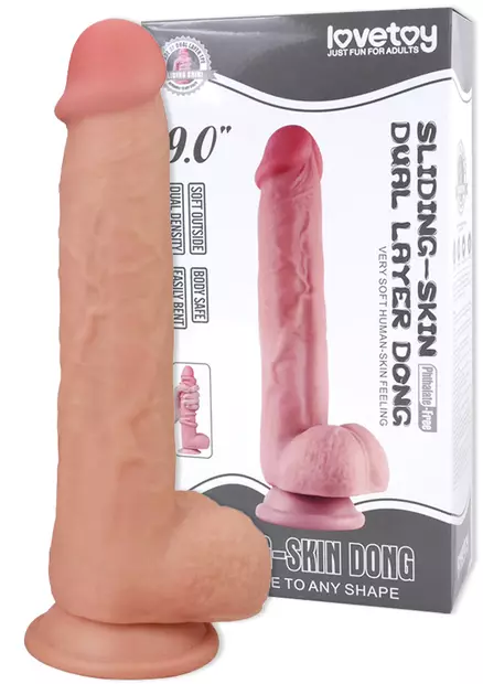 Aidon peniksen n=C3=A4k=C3=B6inen dildo, kivekset kameraan p=C3=A4in. =
Takana myyntipakkaus, jossa tuote esill=C3=A4 - Dildot ja Tekopenikset - 6970260906364 - 1