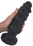 Dildo naisen kädessä - Vibraattorit - 8713221846198 - 2