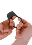 Miehen k=C3=A4det venytt=C3=A4v=C3=A4t joustavaa penisrengasta - Penisrenkaat - 8435565952488 - 5