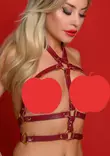 Nainen eri asennossa ja rinnat sensuroitu isolla omenankuvalla.=20 - SM asut naisille - L87132218348 - 3