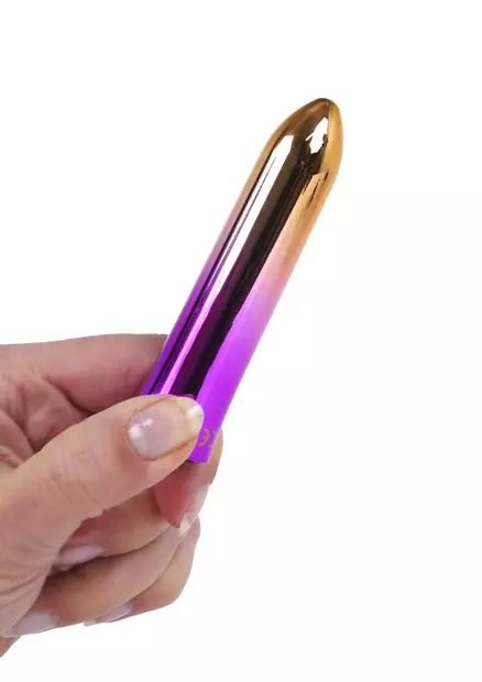 Bullet vibraattori naisen sormissa - Vibraattorit - 9342851003009 - 2