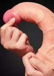 Dildo on taivutettu kaarelle. - Dildot ja Tekopenikset - 6970260905459 - 4